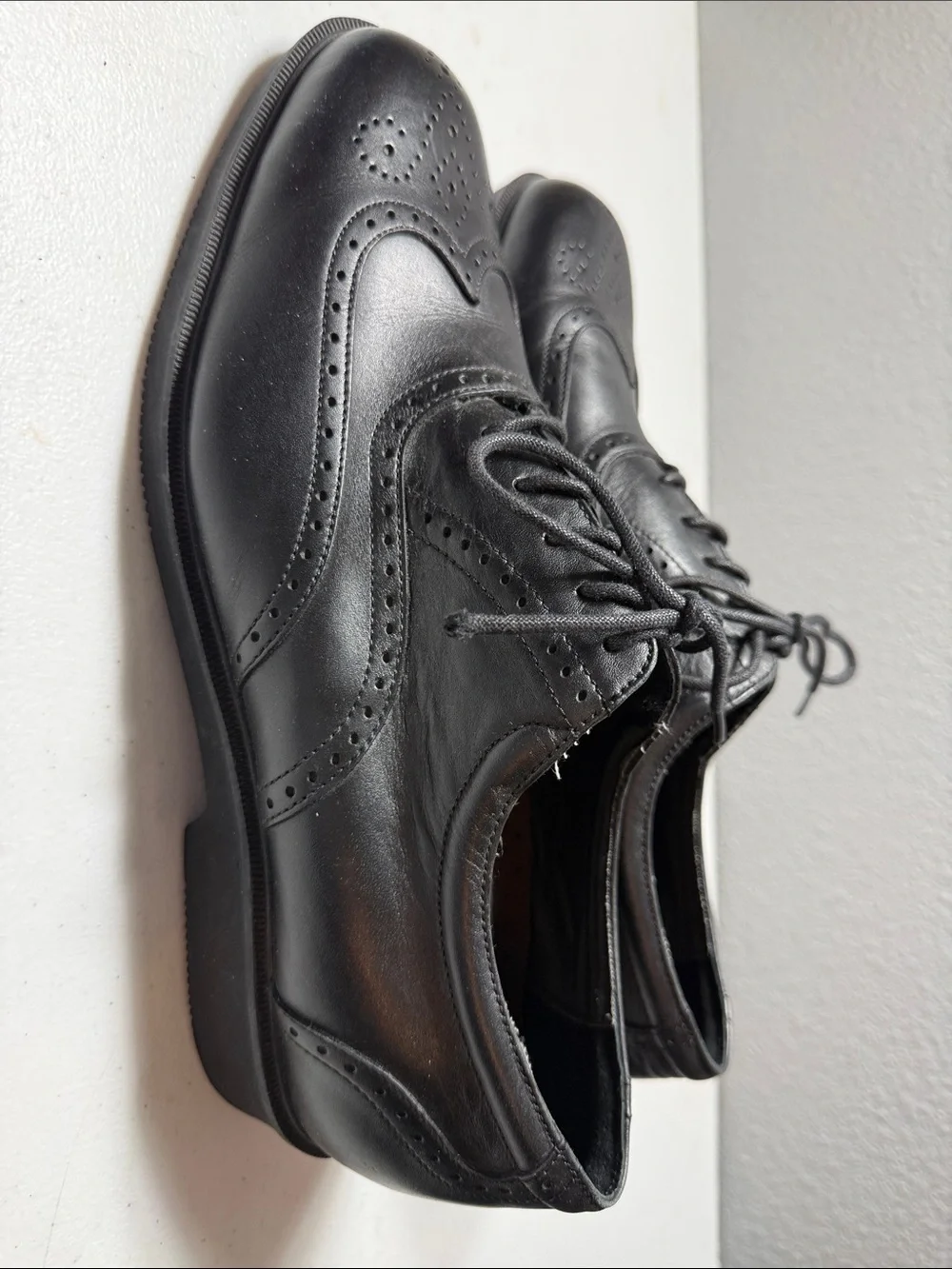 Rockport Black Leather Wingtip Lace-Up Oxfords